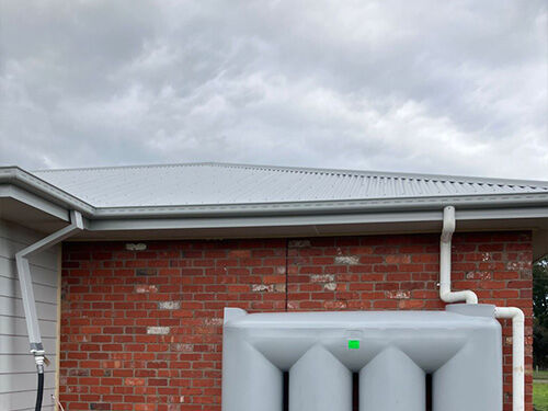 Downpipe installations